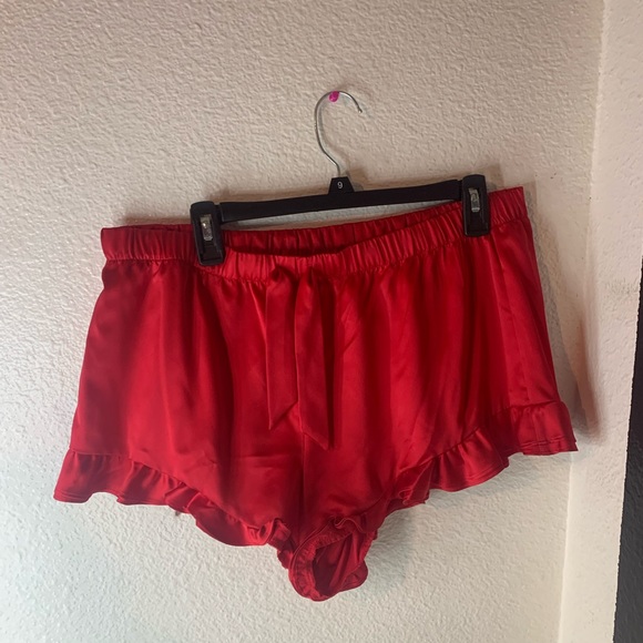 Victoria Secret silk set - Picture 5 of 9